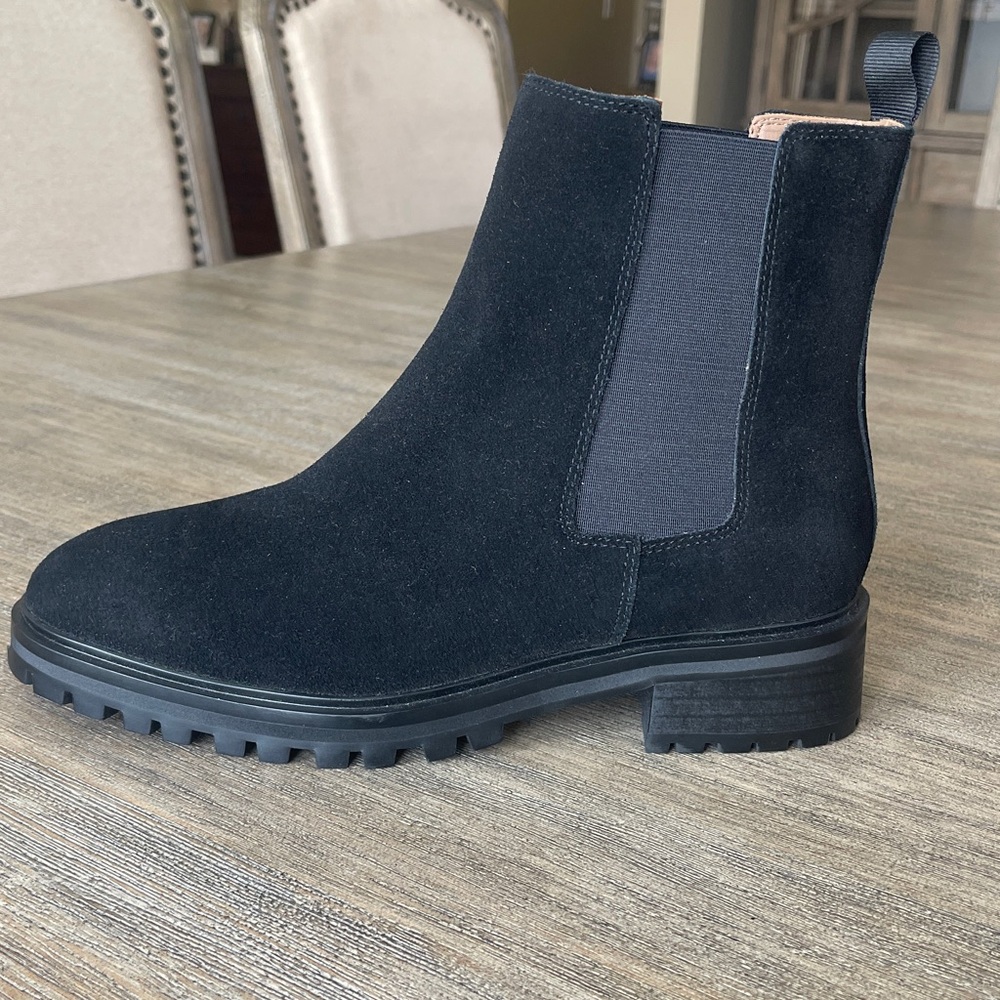 NEW QUINCE CHELSEA SUEDE PULL ON BOOTS WOMENS BLACK 1.5 INCH HEEL